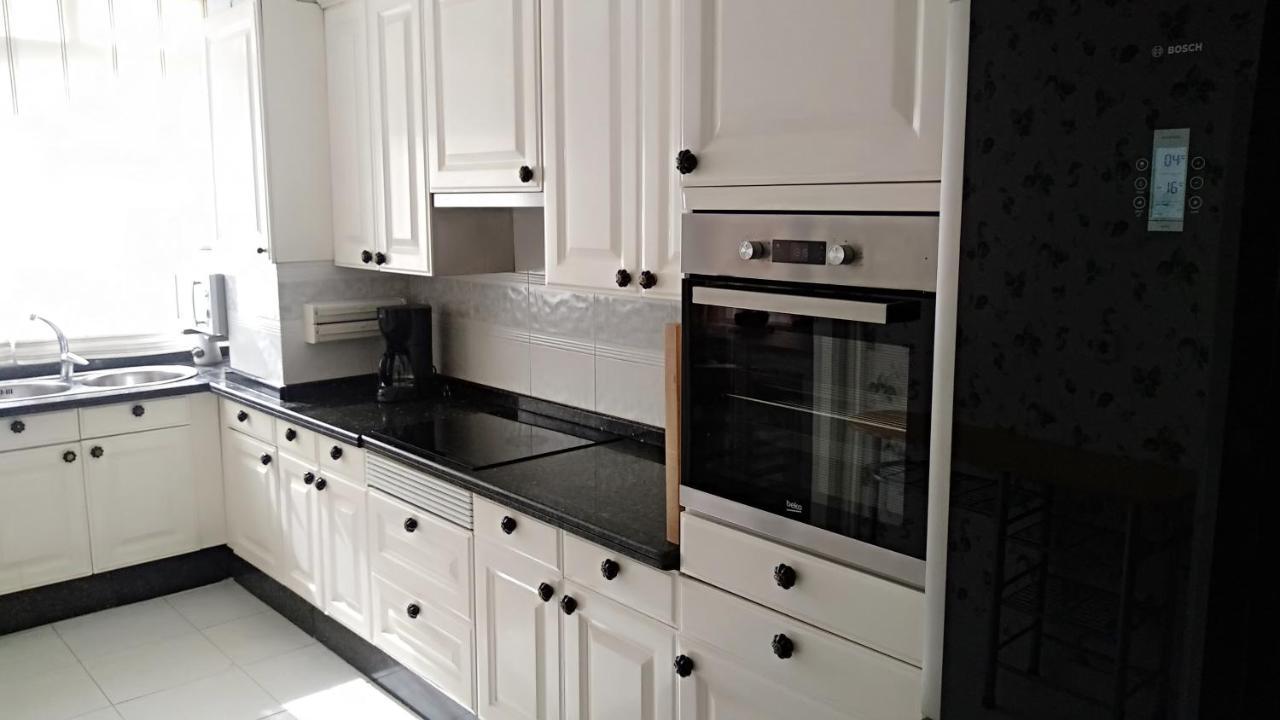 Vivienda 3 Dormitorios Zona Balaidos-Pza. America Vigo Ngoại thất bức ảnh