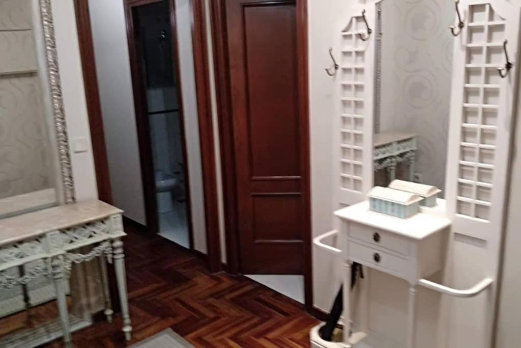 Vivienda 3 Dormitorios Zona Balaidos-Pza. America Vigo Ngoại thất bức ảnh