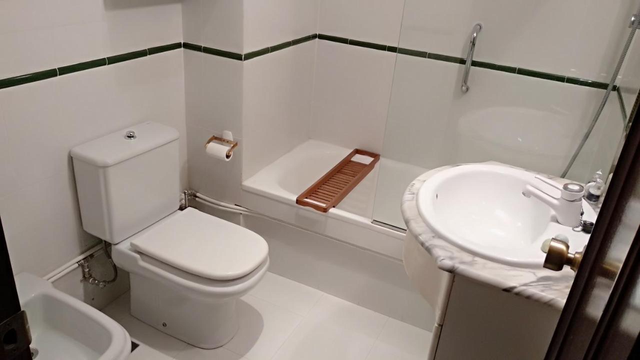 Vivienda 3 Dormitorios Zona Balaidos-Pza. America Vigo Ngoại thất bức ảnh